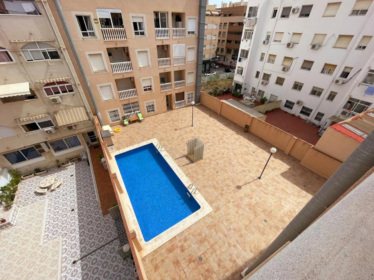 Apartment Luminous T2 A La Playa Bydivas! Pool, & Parking Torrevieja